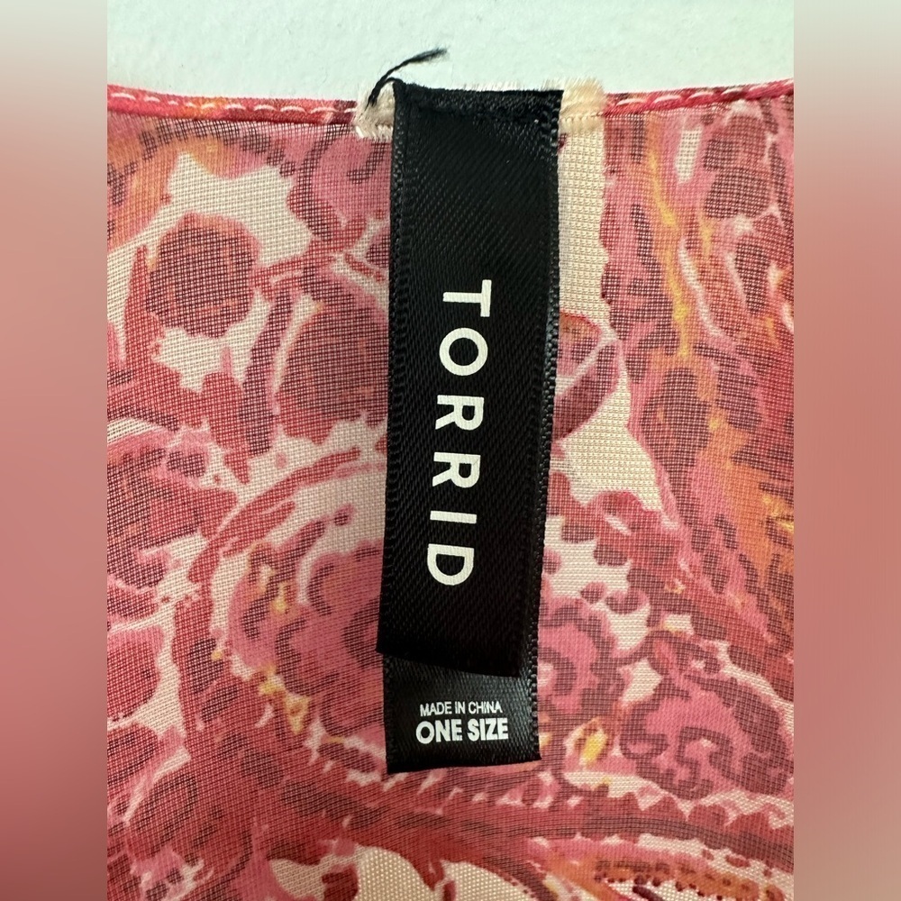 Torrid Velvet Paisley Burnout Ruana Kimono Open Front
Cardigan One Size - Picture 10 of 11